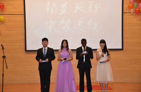 韦德官方网与巴黎圣日耳曼达成官方合作